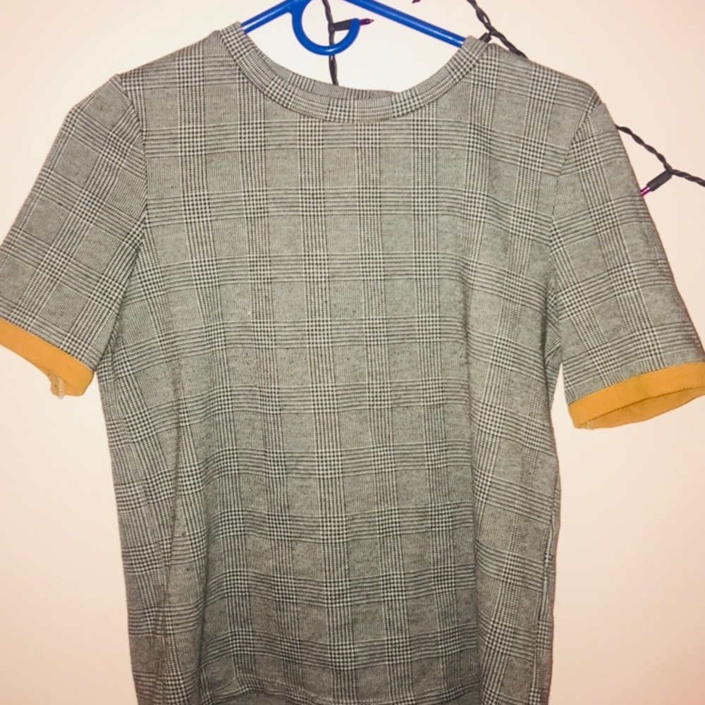 Plaid Zara Blouse with yellow trimming size Medium